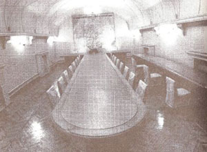 Кабинет Верховного главнокомандующего И. В. Сталина в подземном бункере.