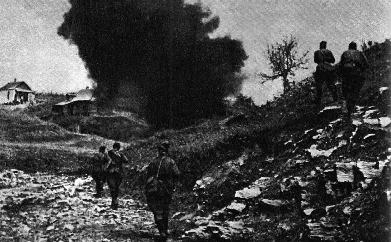 Контратака на окраине города Красный Луч. Южный фронт, июнь 1942 г.