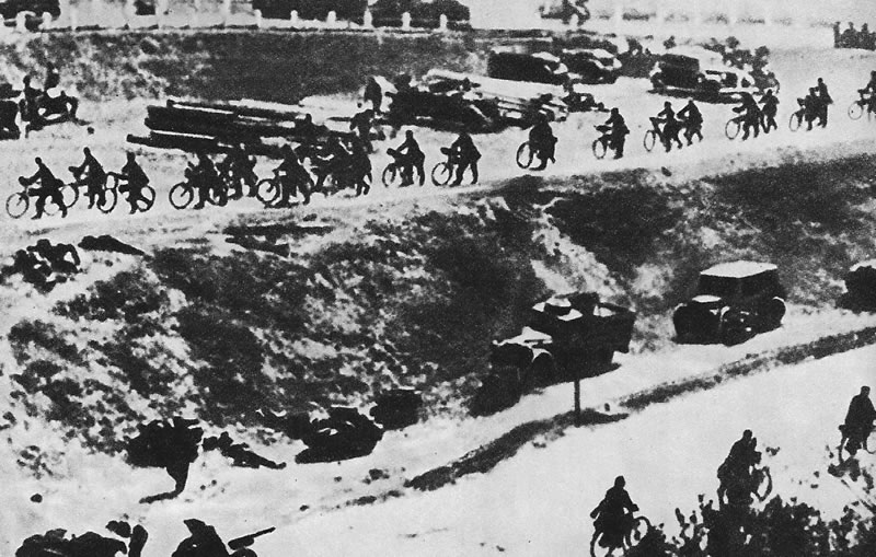 Сосредоточение немецко-фашистских войск вдоль советских границ перед вторжением. Июнь 1941г. 