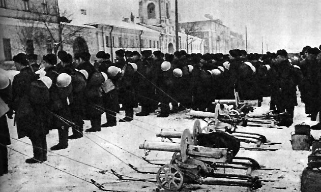 Морская пехота прибыла на защиту столицы. 1941 г.