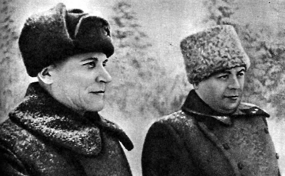Командование Калининского фронта. Слева направо: И. С. Конев, М. В. Захаров. Зима 1941/42 г.